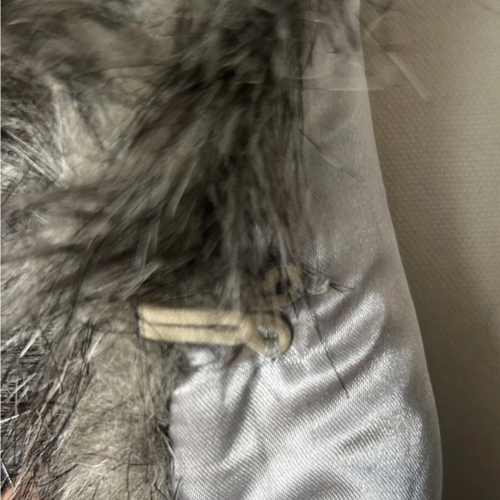 Stevie Mac Grey Faux Fur Vest Size Medium - Picture 8 of 8